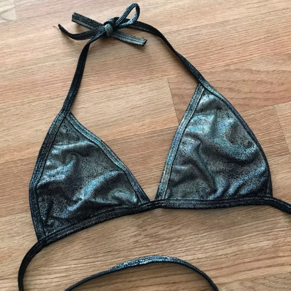 ✖️SOLD✖️ Dark Dreamscape Hologram Wrap Bralette